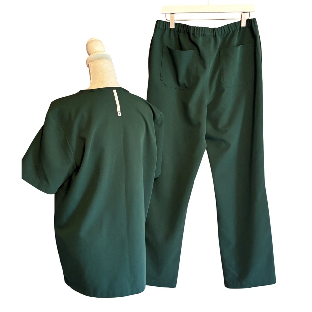 Figs Technical Collection Catarina Medium Hunter Green Pants Uniform Minimalist View 2